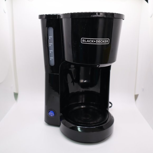Black & Decker Coffee Maker ONLY CM0750 5 Cup tested and working for parts - Picture 1 of 15